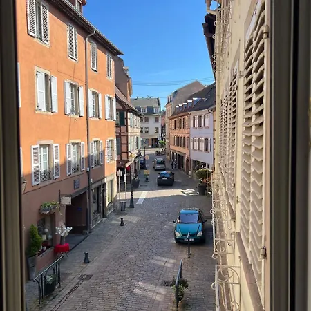 Appartement Cosy Et Lumineux A *